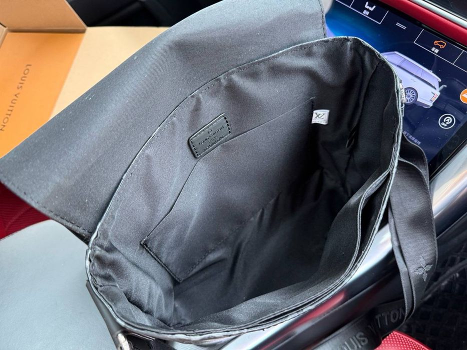 Мужская сумка  Louis Vuitton District чоловіча сумка кроссбоді