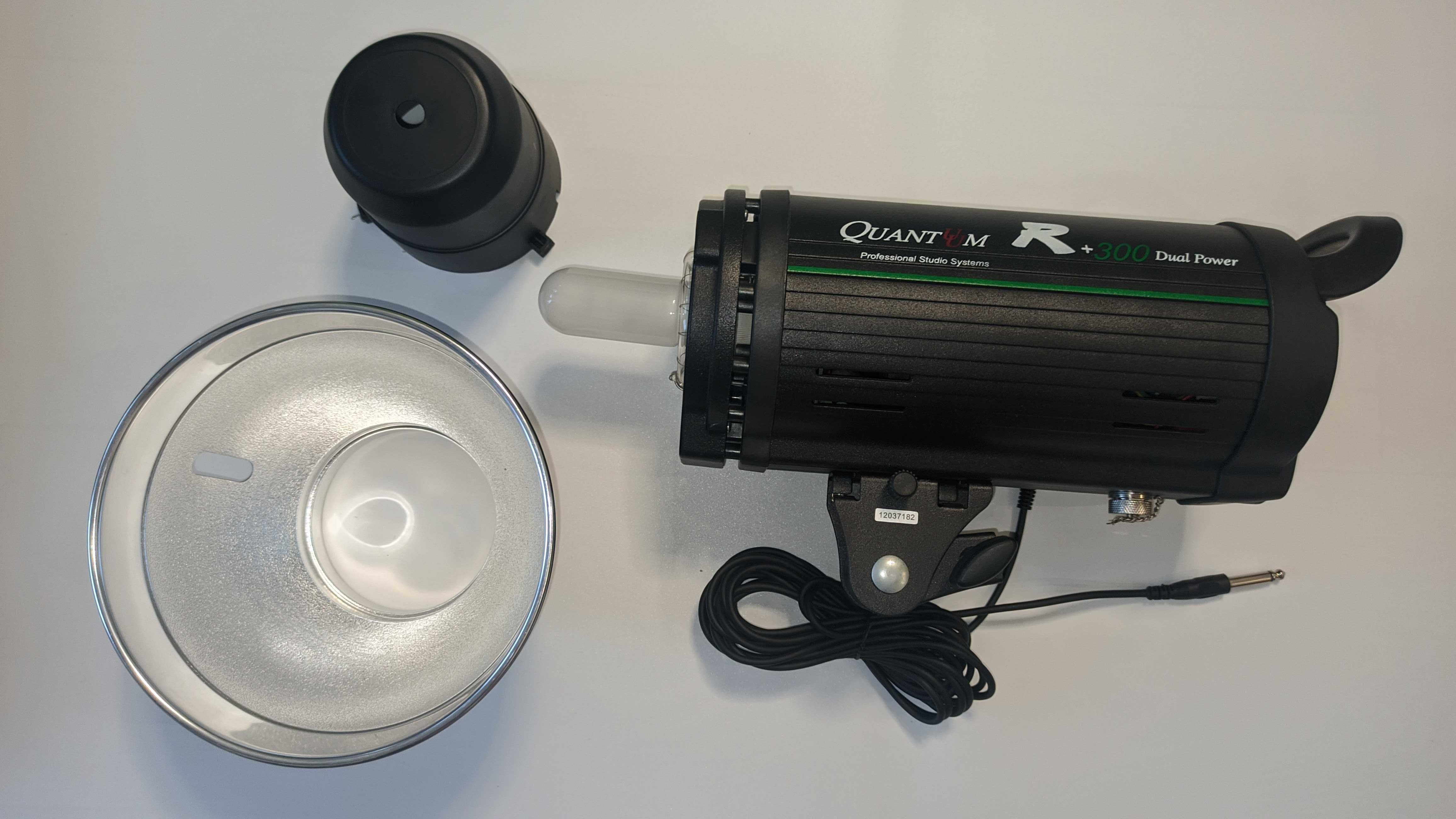 Lampa błyskowa Quantuum R+ 300 Dual Power