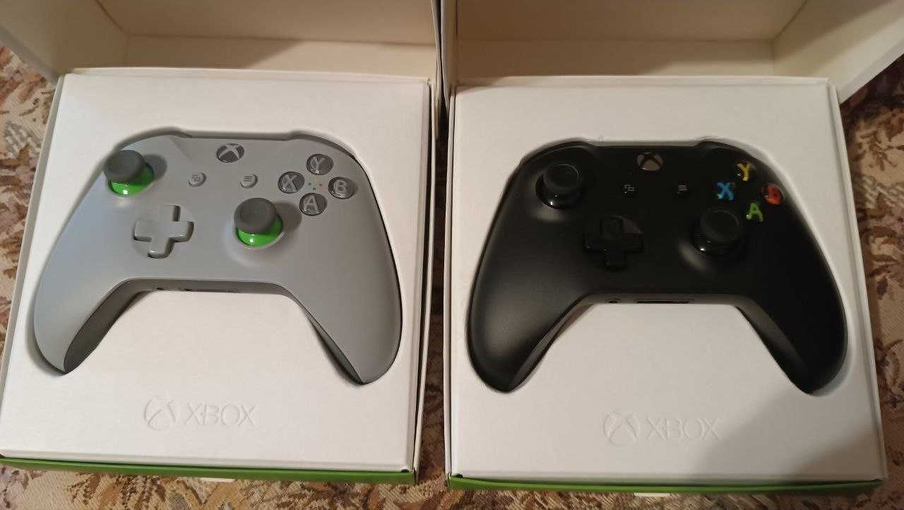 Геймпад Xbox Wireless controller model 1708