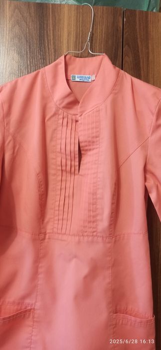 Медицинская куртка женская