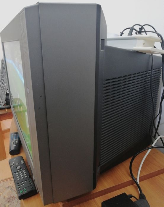 TV SONY TRINITON_ELETRONICA_de Caixa_28"_Ecran_71,12 cm