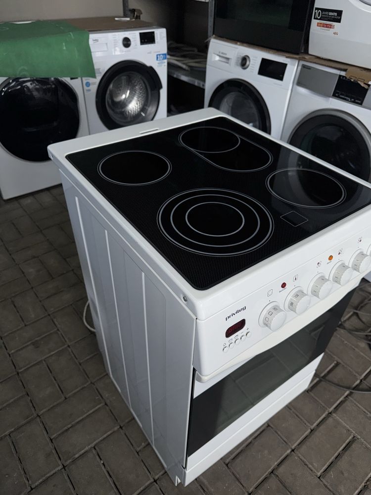 Kuchenka Ceramiczna  Privileg model e 54q1 e3 zadbana w bdb stanie