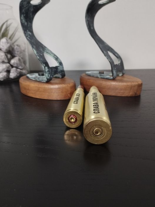 Сувенірна гільза на підставці / подарунок волонтерам, військовому