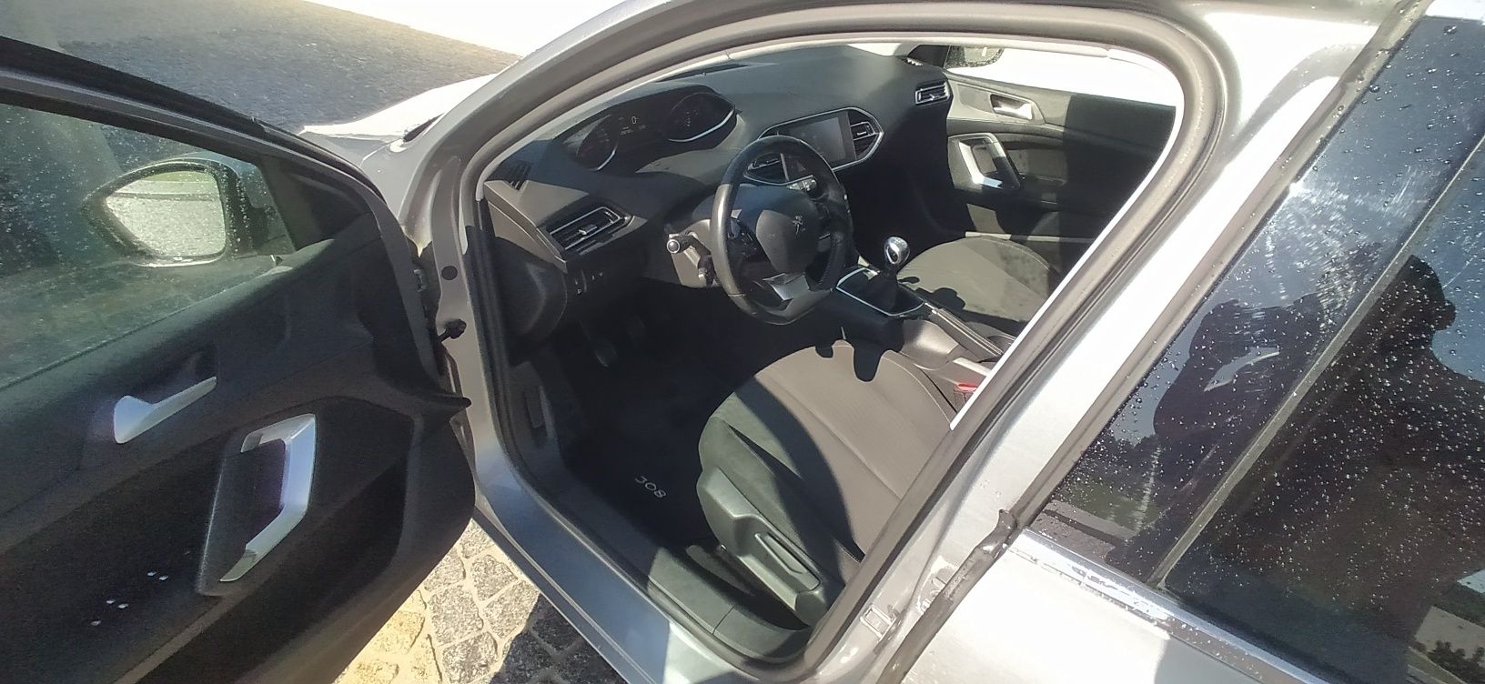 Peugeot 308sw 1.6 blue hdi 120cv irrepreensível