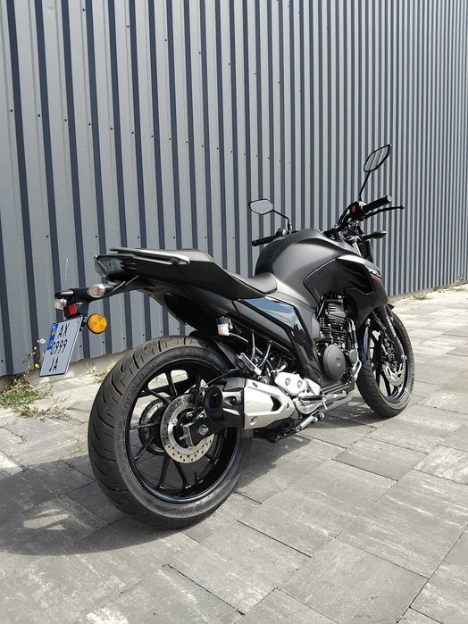 Yamaha FZ250ABS стріт байк як Новий типу як Honda Suzuki Kawasaki BMW