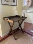 Mesa de apoio em madeira