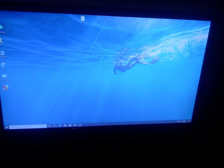 Monitor LCD   LG  Full HD 1920 x 1080 - 22"