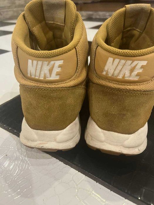 Зимові кросівки nike hoodlend Suede оригінал