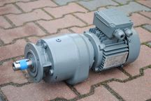 Motoreduktor kołnierzowy 0.37kw. 32obr./min.. SEW!