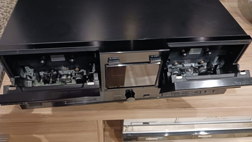 Magnetofon Technics RS-X102