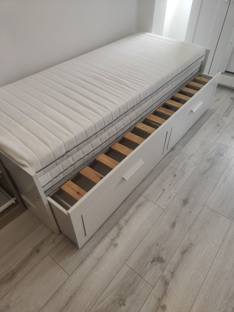 Vendo cama solteiro