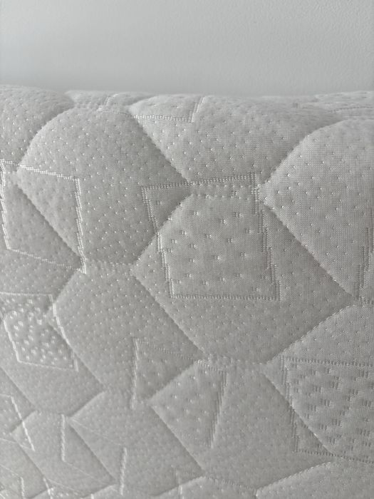 Materac do łóżeczka 70x140