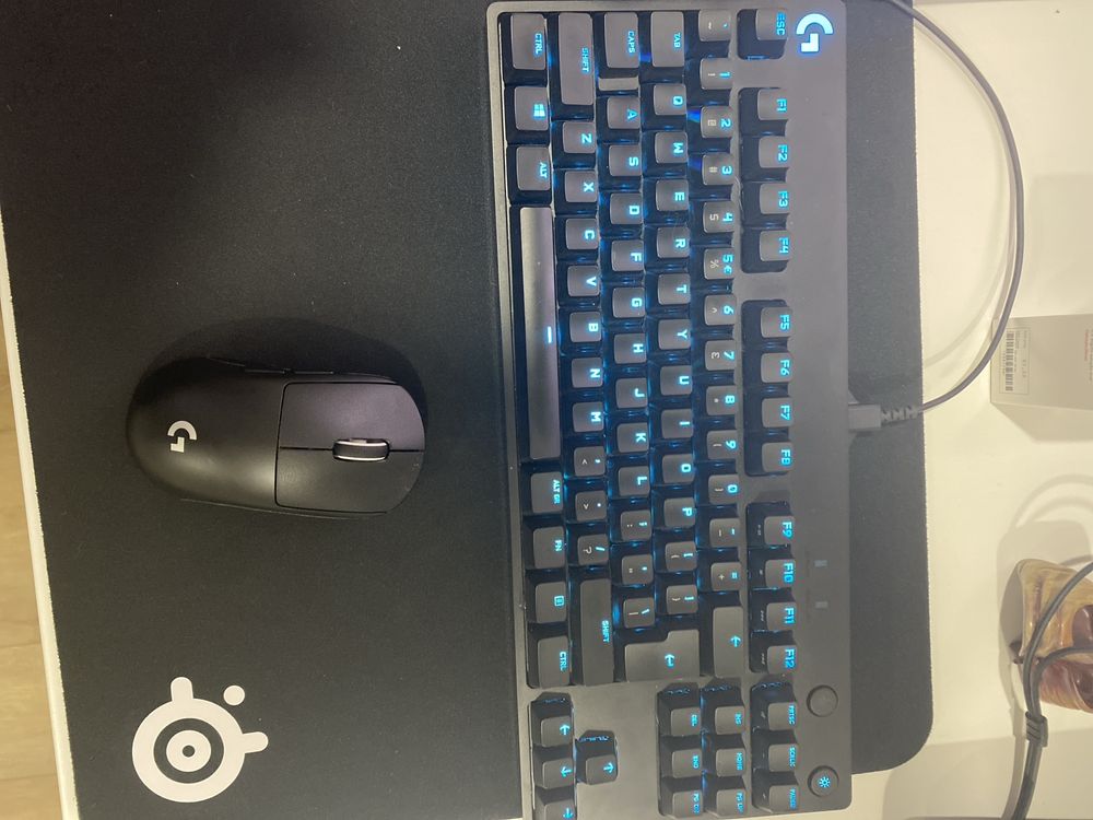 Teclado e Mouse Logitech G PRO X / G PRO