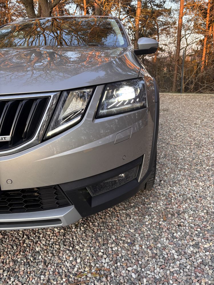 Skoda Octavia Kombi 2.0 TDI 4x4 DSG Scout