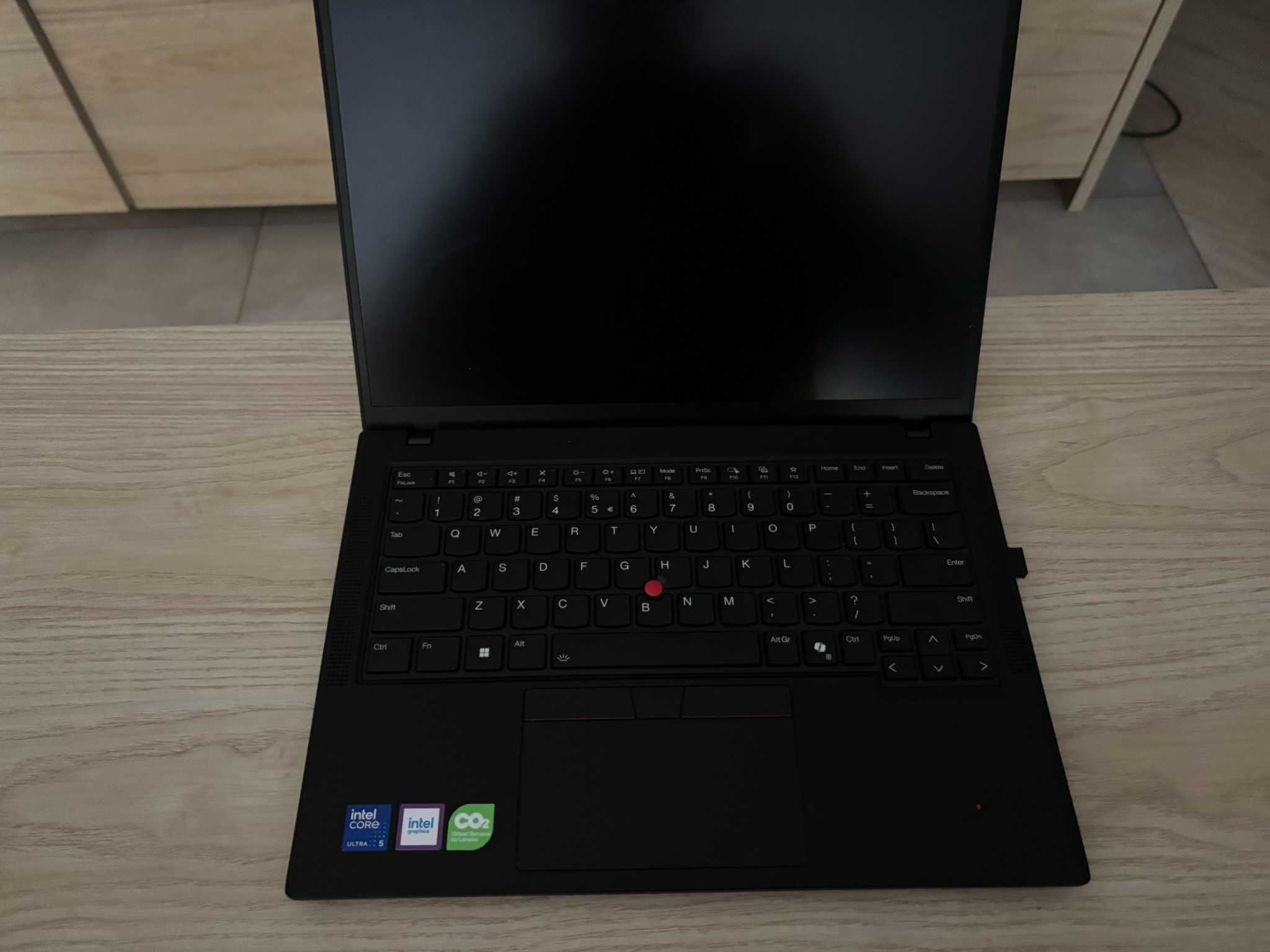 Laptop Lenovo Thinkpad T14 Gen 5 Intel Core Ultra 5/32GB RAM/512 SSD
