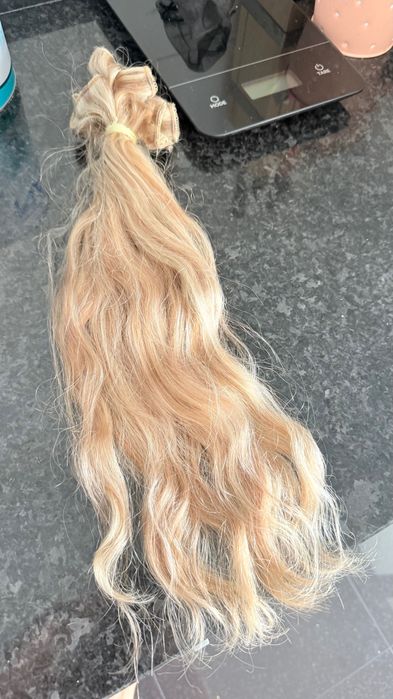 Vendo cabelo humano 130g no grampo