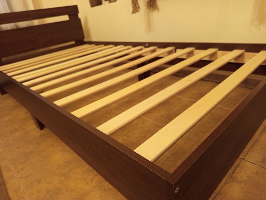 Łóżko 200 cm długości 100 cm szerokości