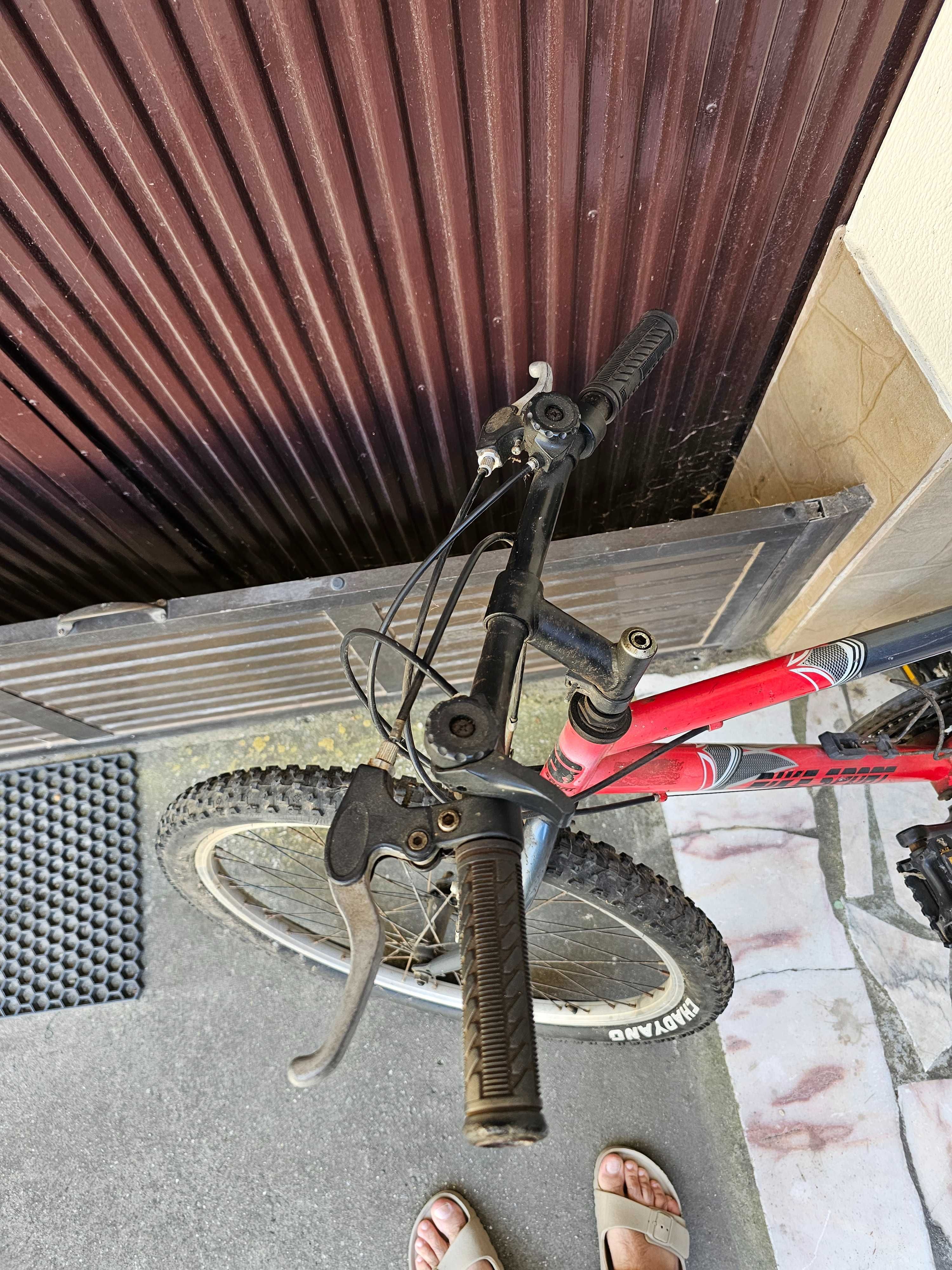 Bicicleta com duas rodas :]. Para adulto.
