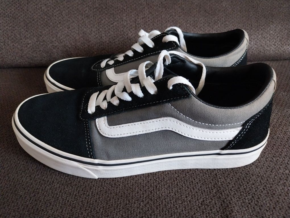 Ténis/Sapatilhas Vans