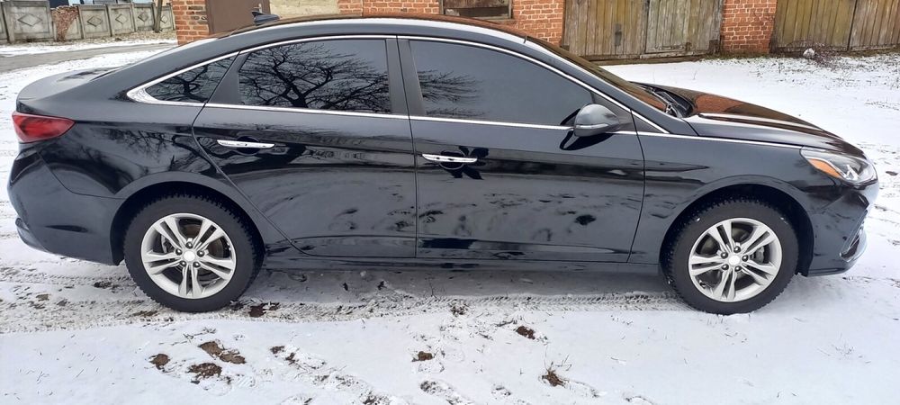 Продаю Hyundai Sonata 2018 2,4л/бенз