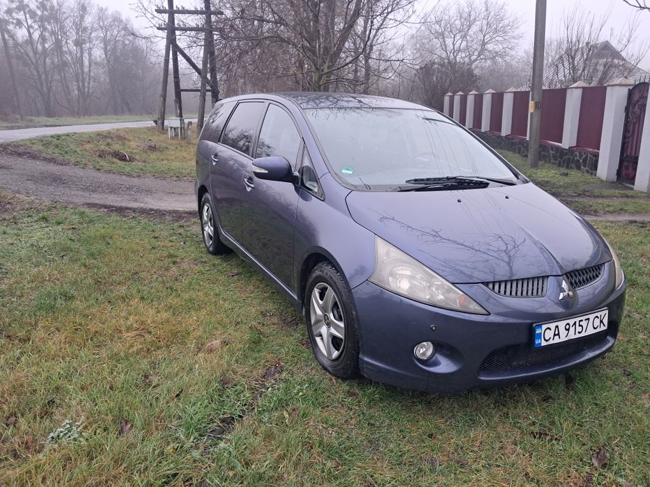 Mitsubishi Grandis 2.0