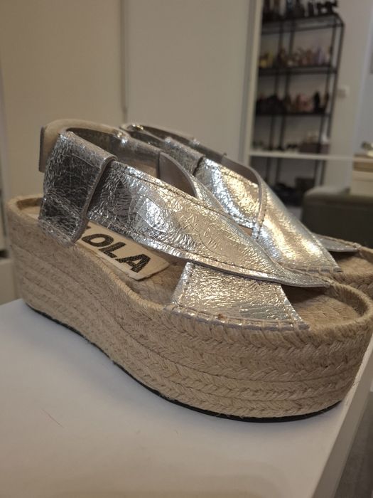 Sandálias 36 em Pele Bimba y Lola NOVAS