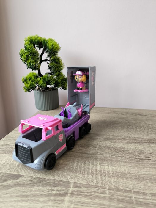 Щенячий патруль далекобійники рятувальна вантажівка