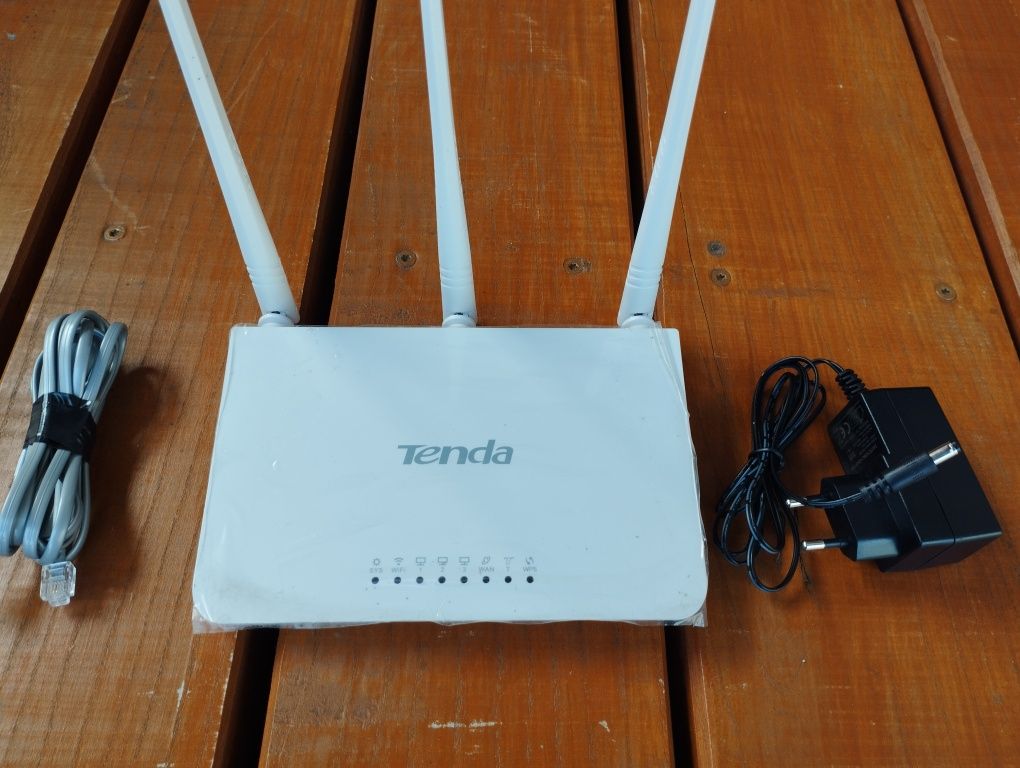 Router wifi Tenda N 300 z zasilaczem