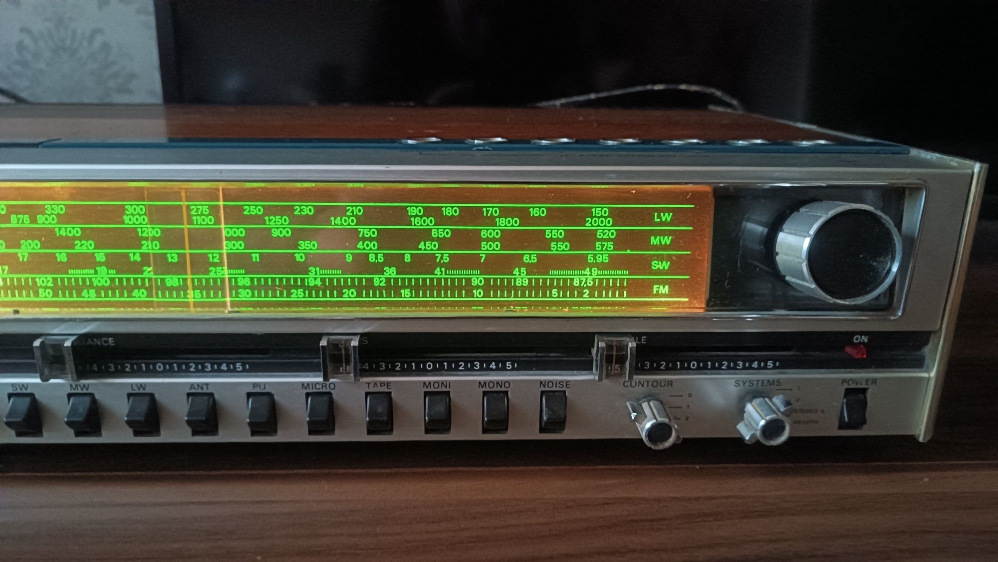 Amplituner vintage z lat 70 Philips 22RH 720