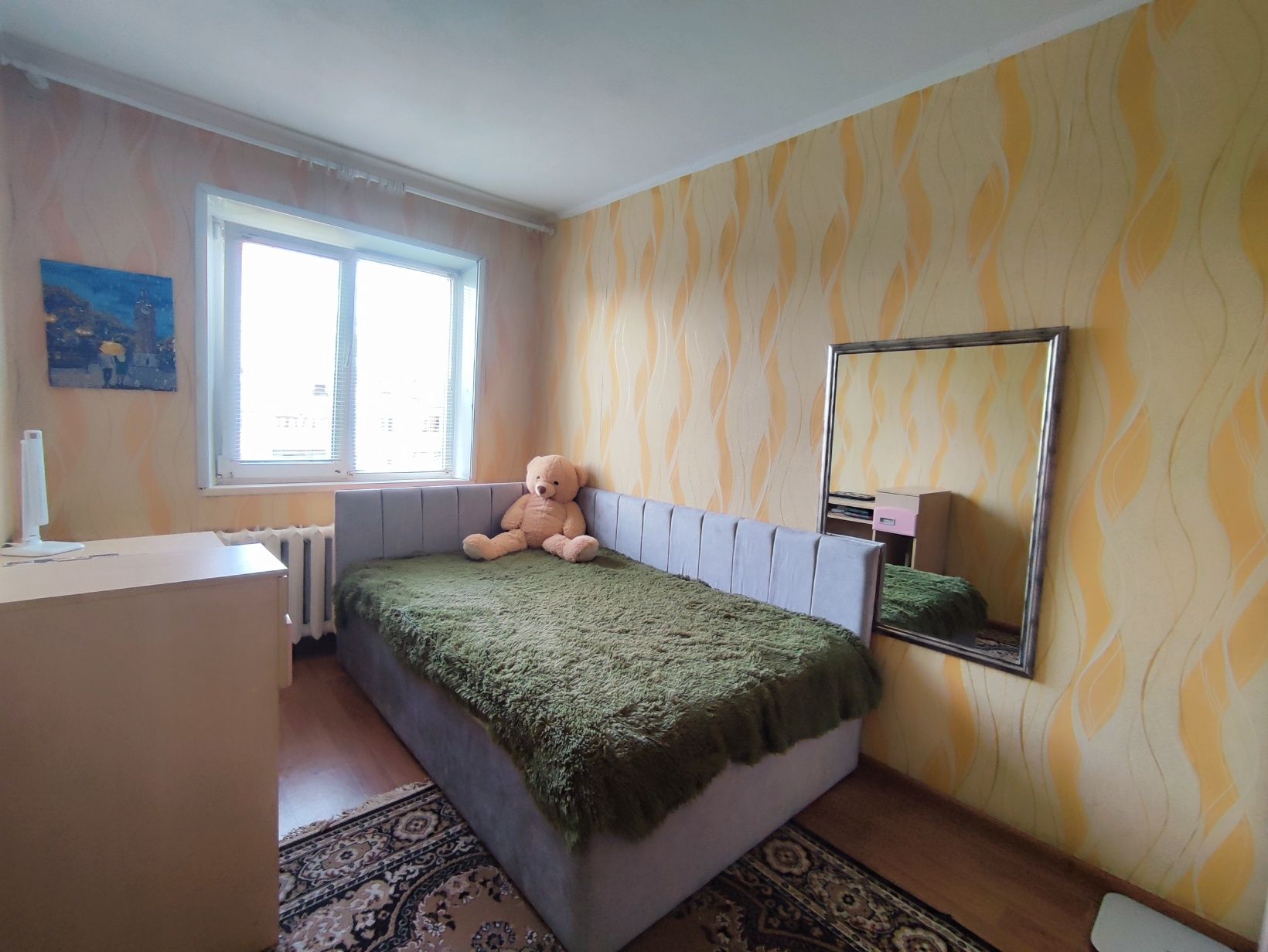 Продається 3х  квар. з меблями на 44 квартолі вул  Армавирська