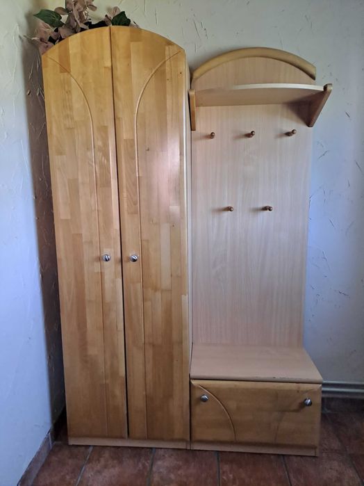 Sprzedam zestaw mebli do przedpokoju