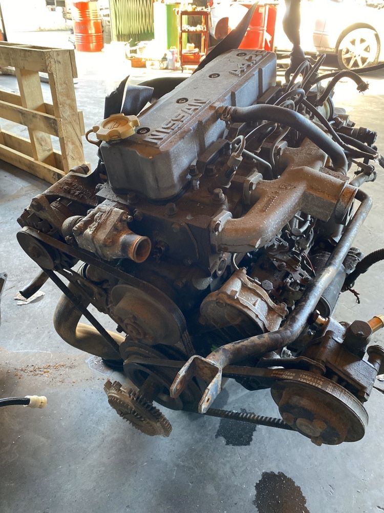 Motor Nissan 2.8 A4.28