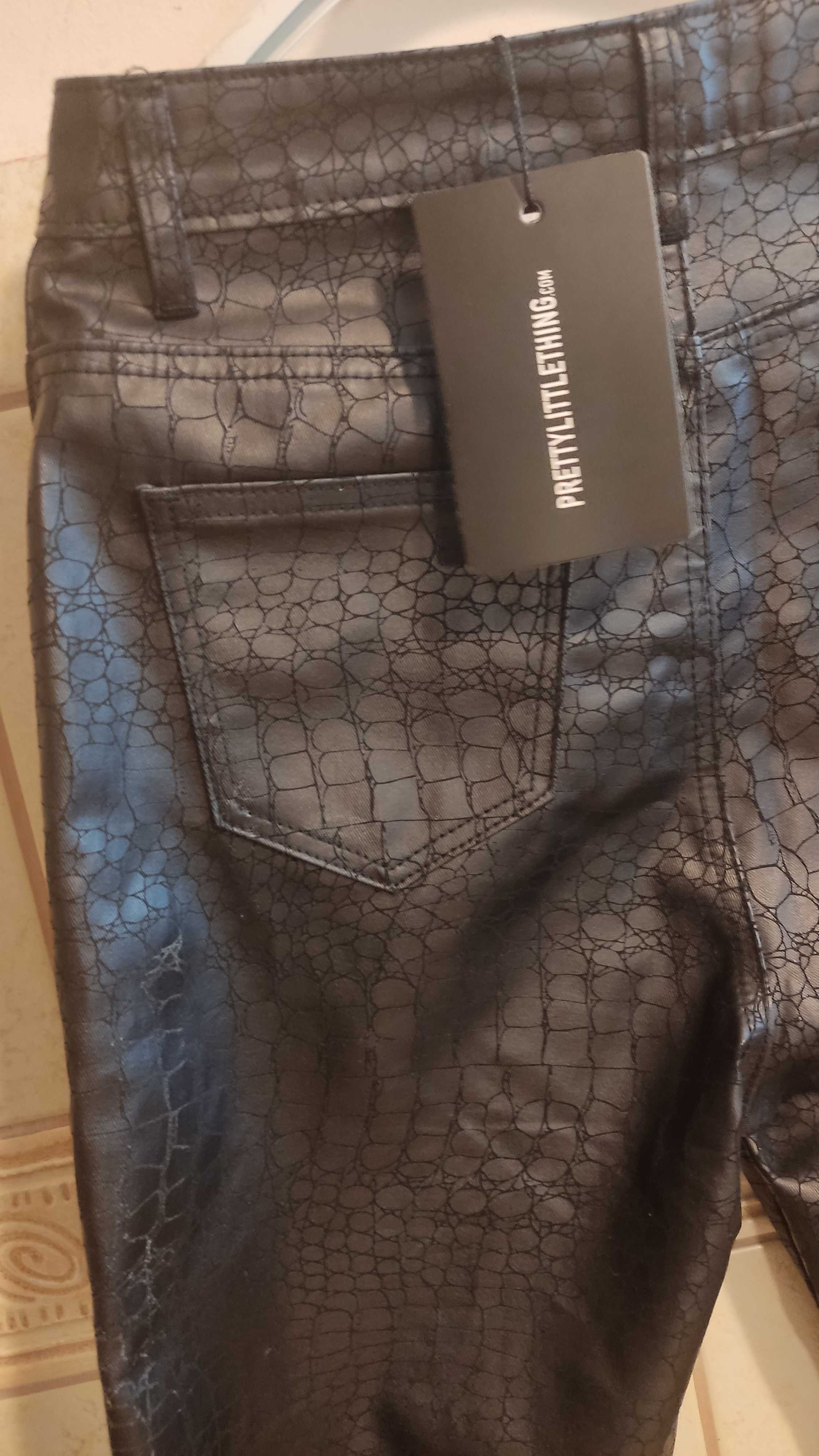 Nowe z metką spodnie firmy Prettylittlething