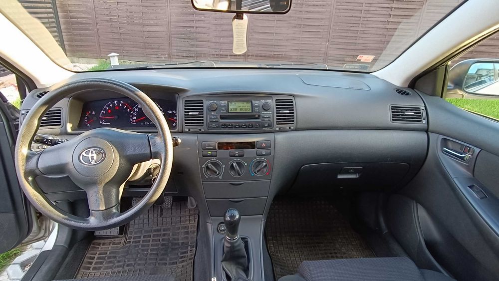 Toyota Corolla Salon Polska 1.4 vvti