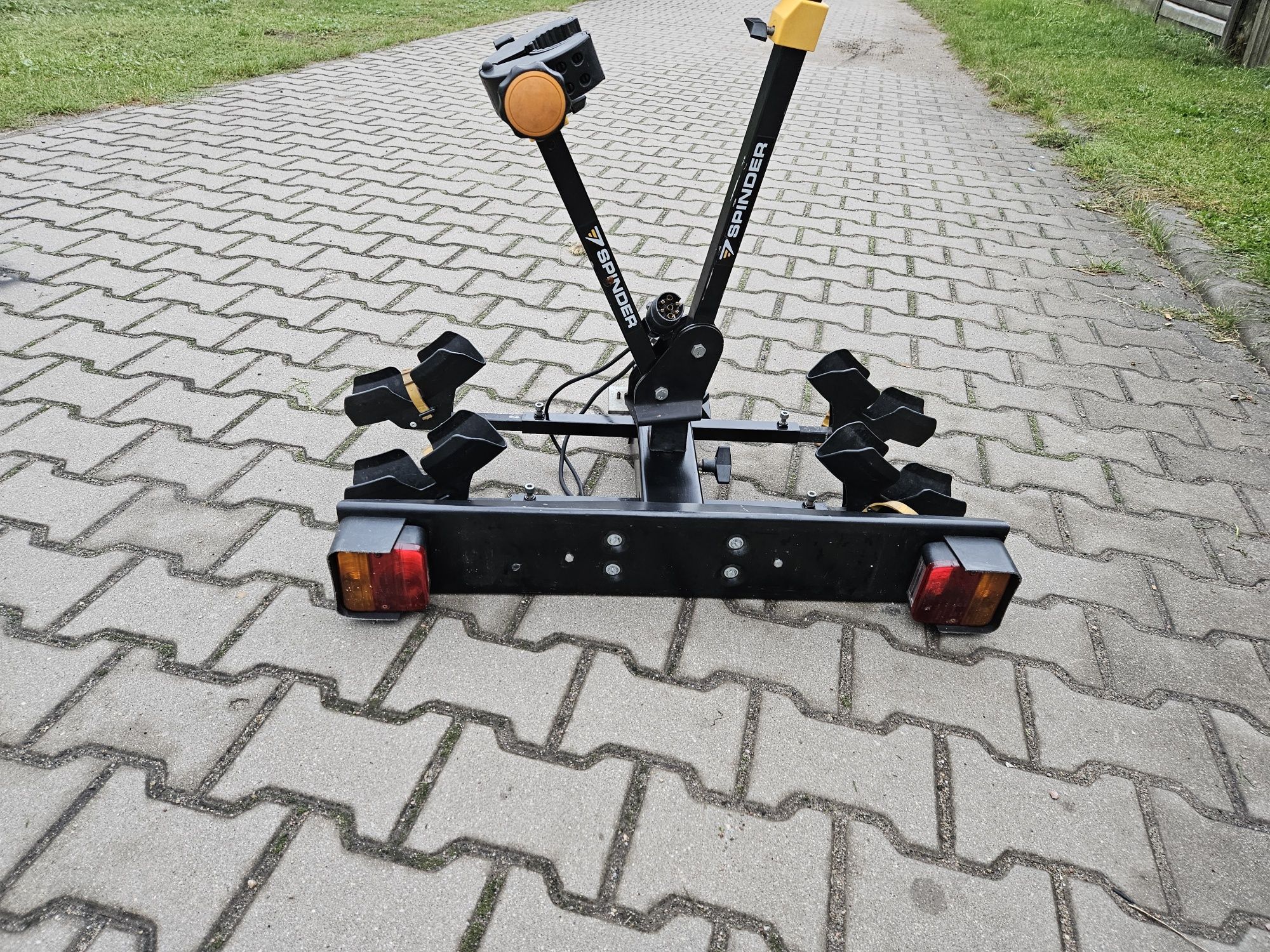 Bagażnik na 2 rowery na hak