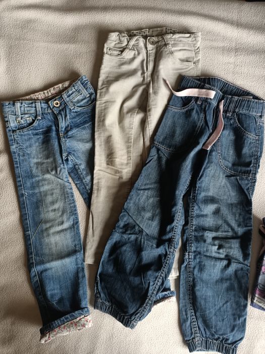 Paka ubrań dla dziewczynki rozmiar 110-122