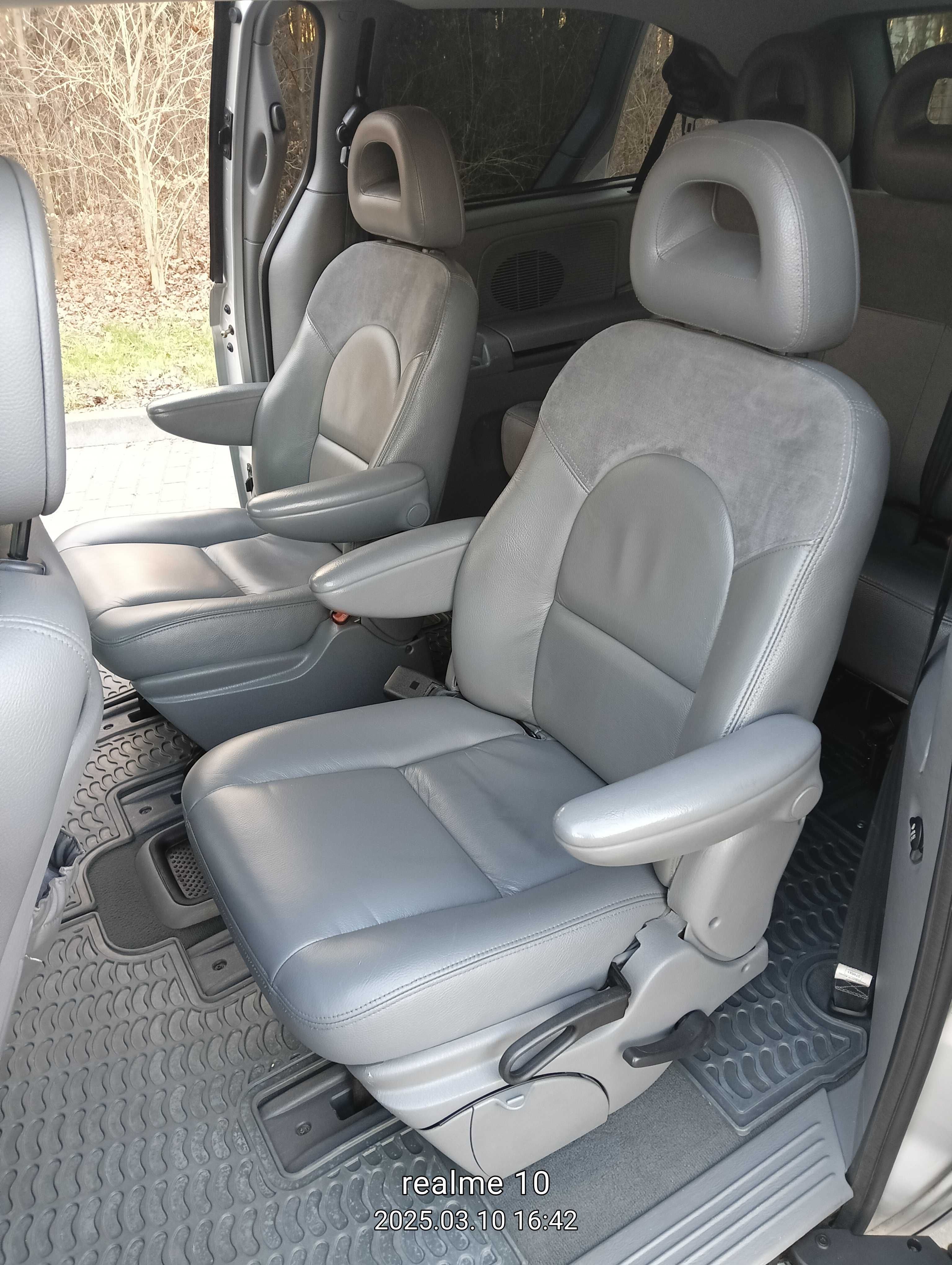 Chrysler Grand Voyager 2.8 CRD Limited. Zadbany.
