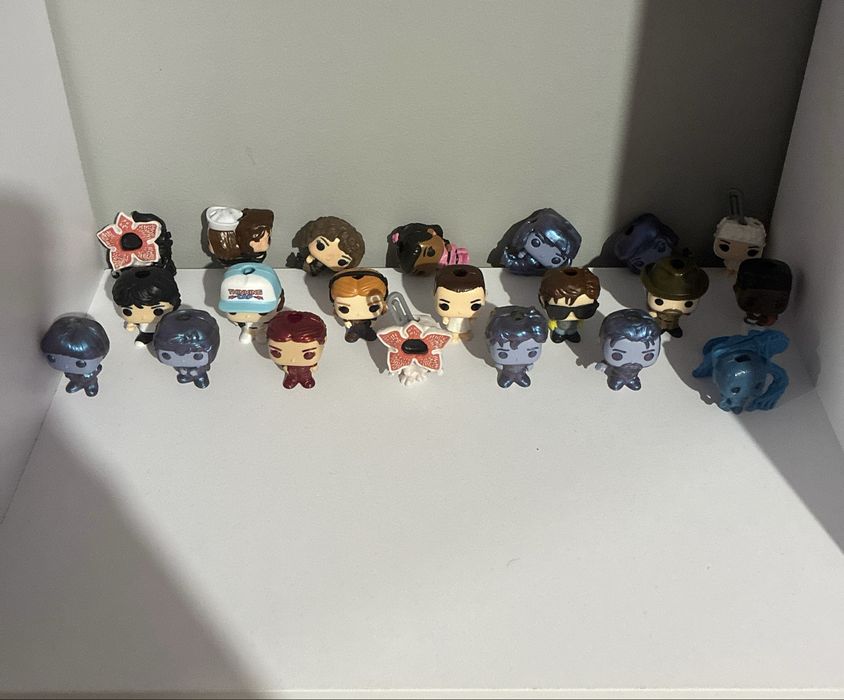 продам всю колекцію stranger things funko pop