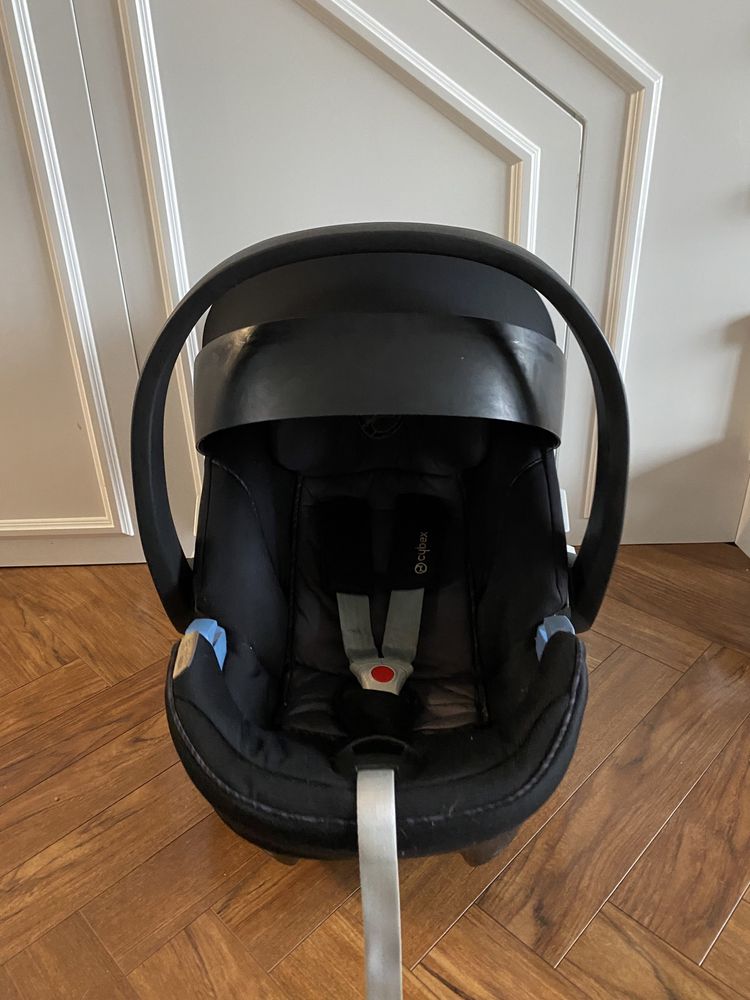 Cybex aton 5 z bazą