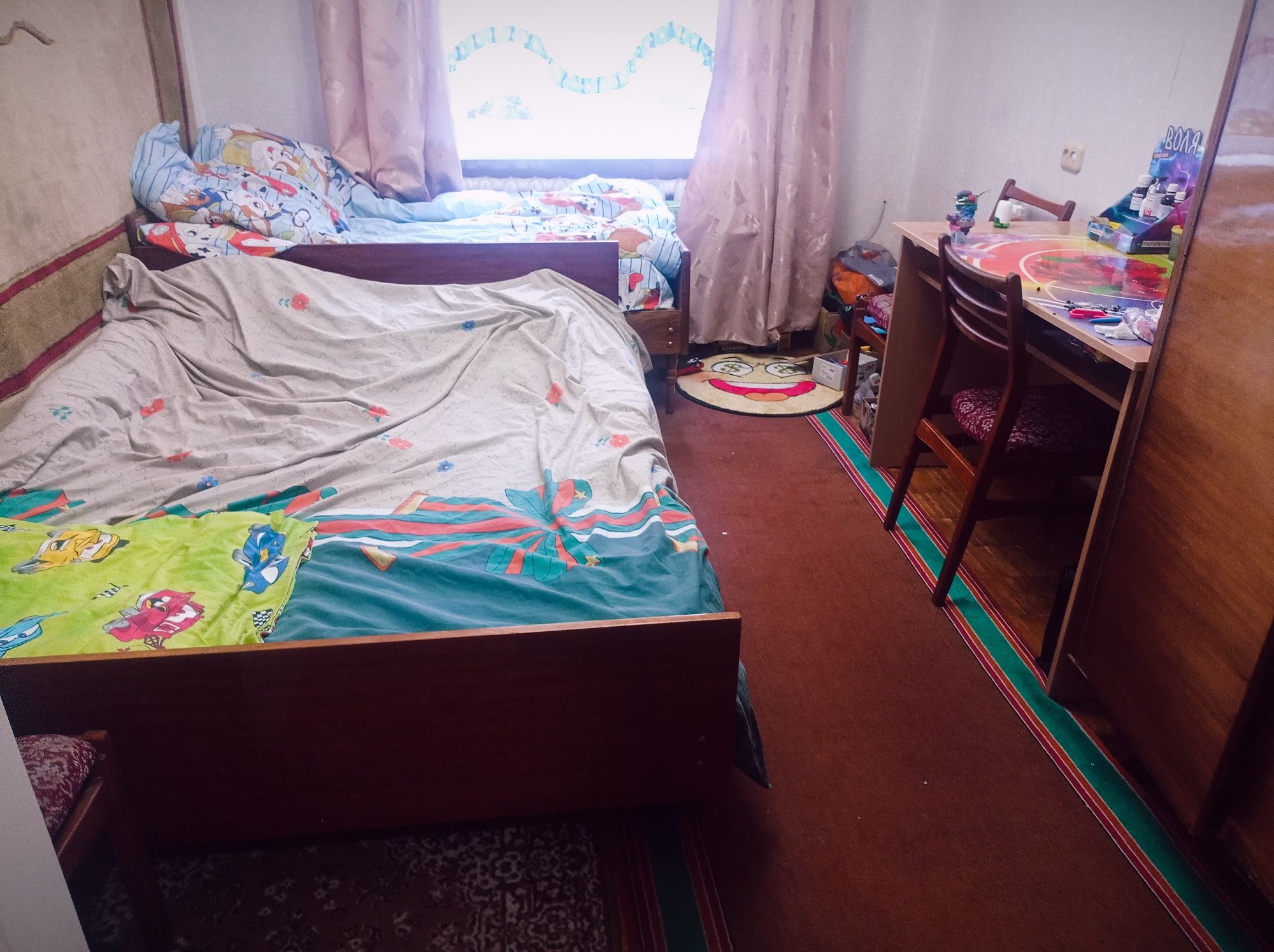 Продам 2к квартиру на Виставці