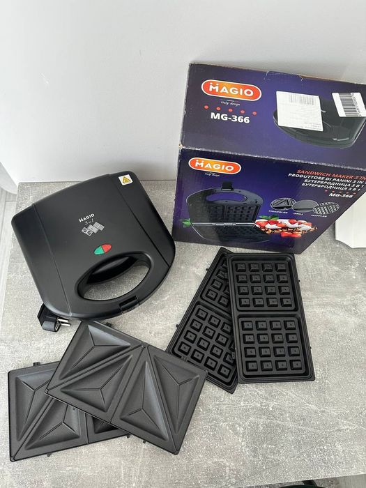 Мультимейкер (бутербродниця-вафельниця-гриль) MAGIO MG-366