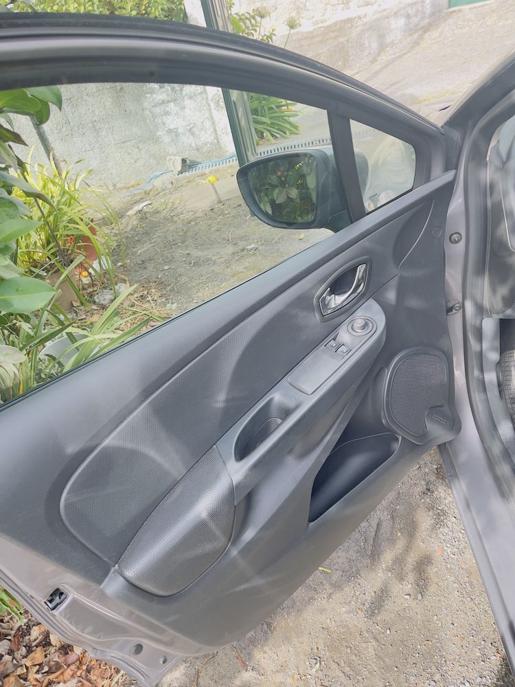 Vendo renault clio 0.9 tce