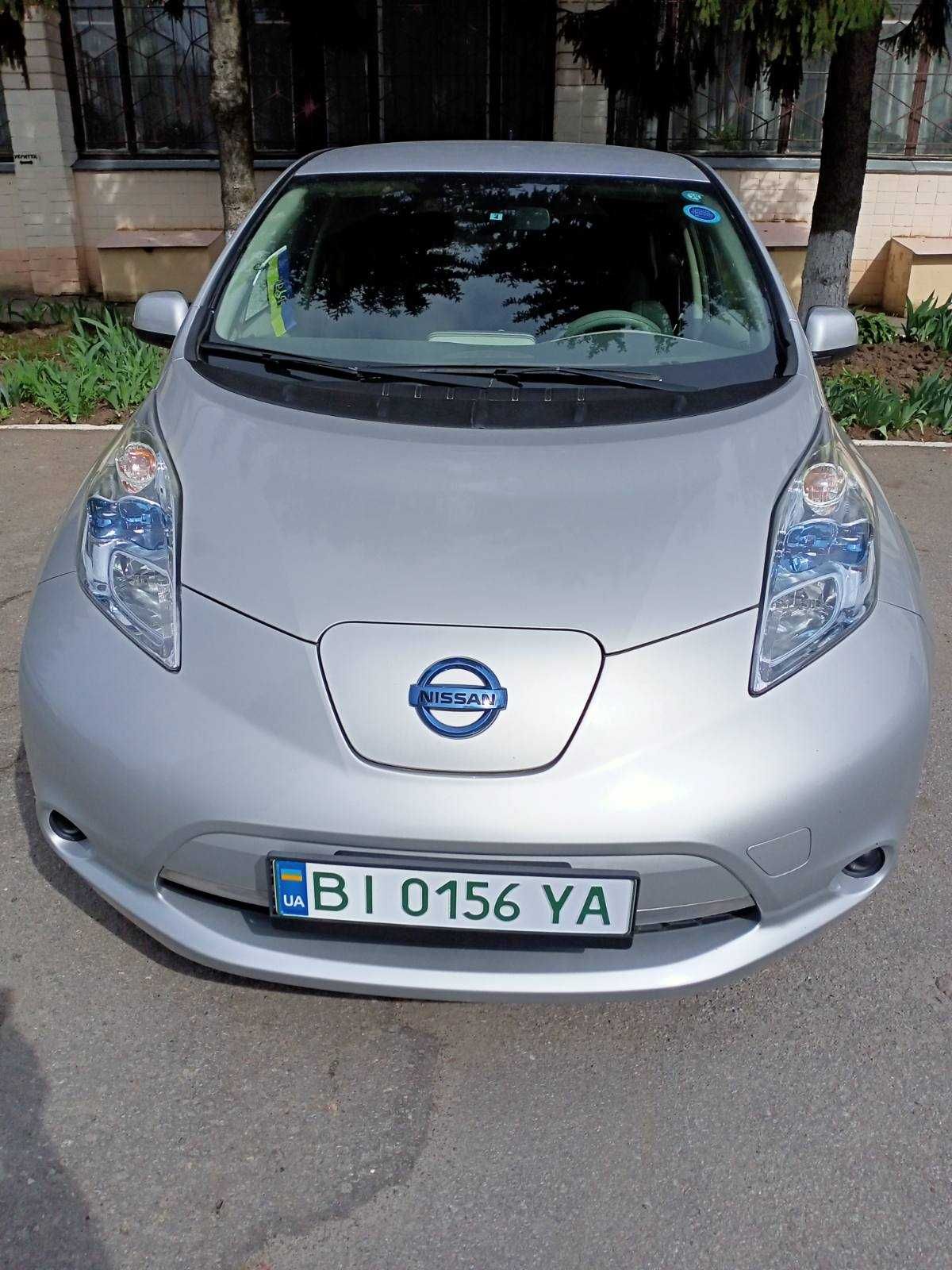 Nissan leaf 2013р.Японец