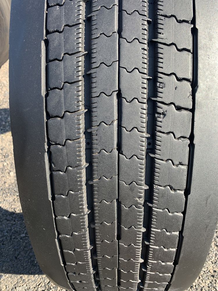 95. 315/70 Michelin Xmulti Z 2