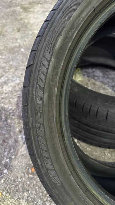 Pneus Bridgestone RFT 255/40/R18