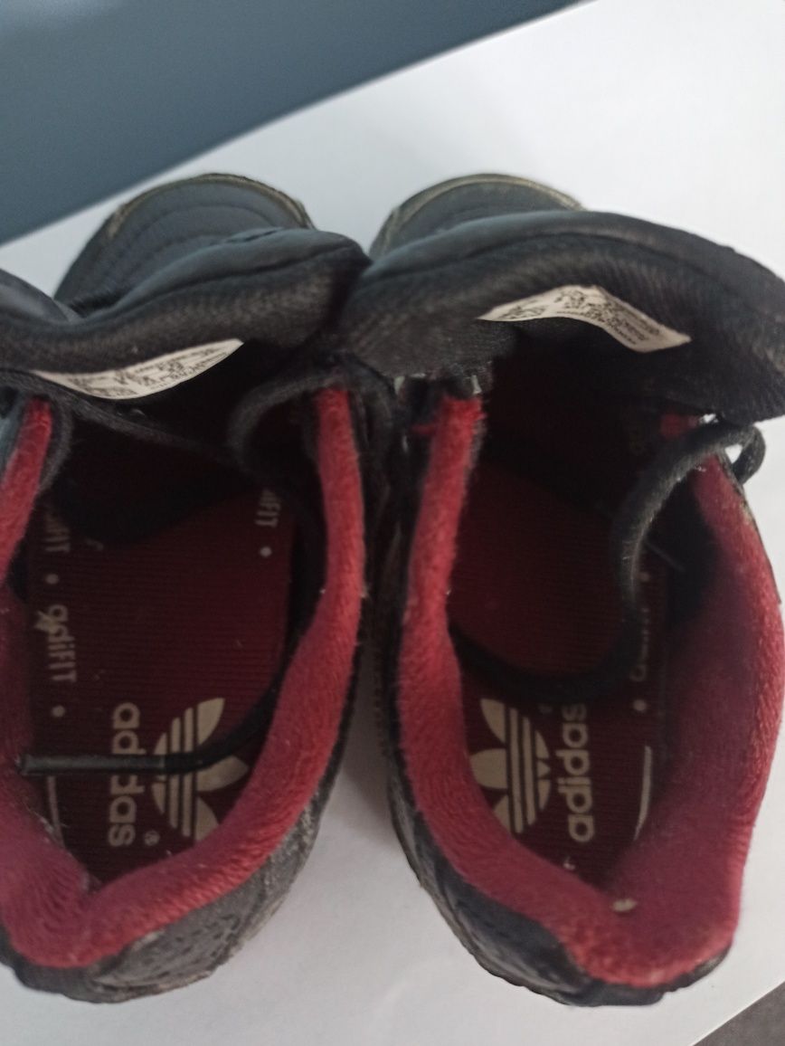 Adidasy goodyear 22