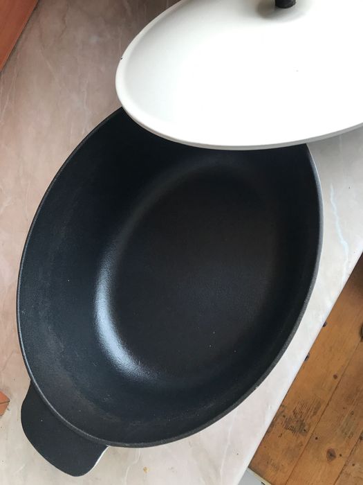 Гусятница чугунная