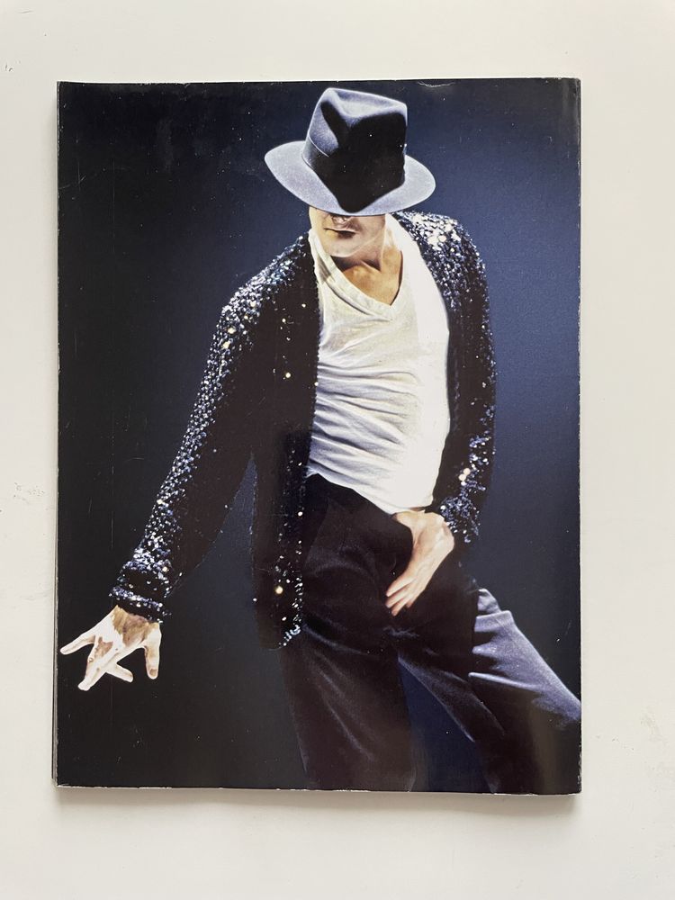 Michael Jackson magazyn 130 str po Angielsku . Czytaj opis