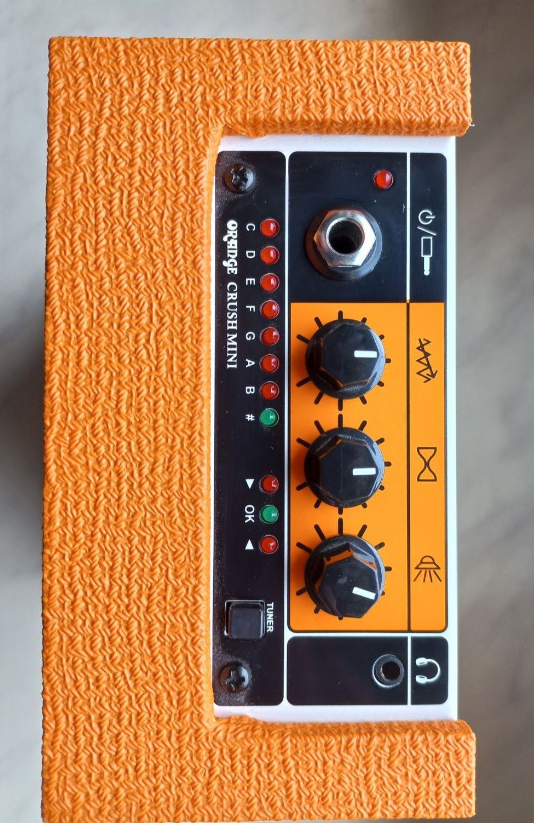 Wzmacniacz gitarowy Orange Crush Mini.