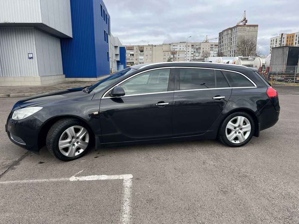 Продам Opel Insignia 2011